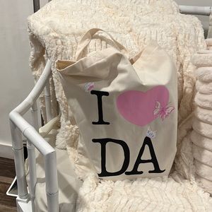 Djerf Avenue NYC tote